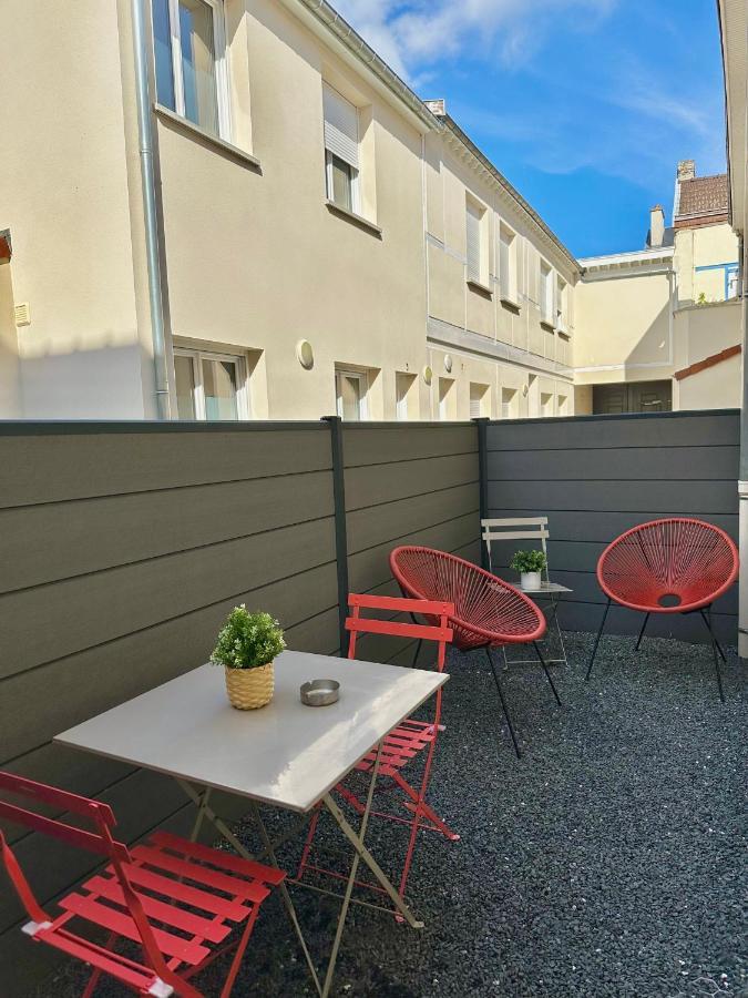 Le Sacre - Centre - Cour Privative - Parking Apartment Реймс Екстериор снимка