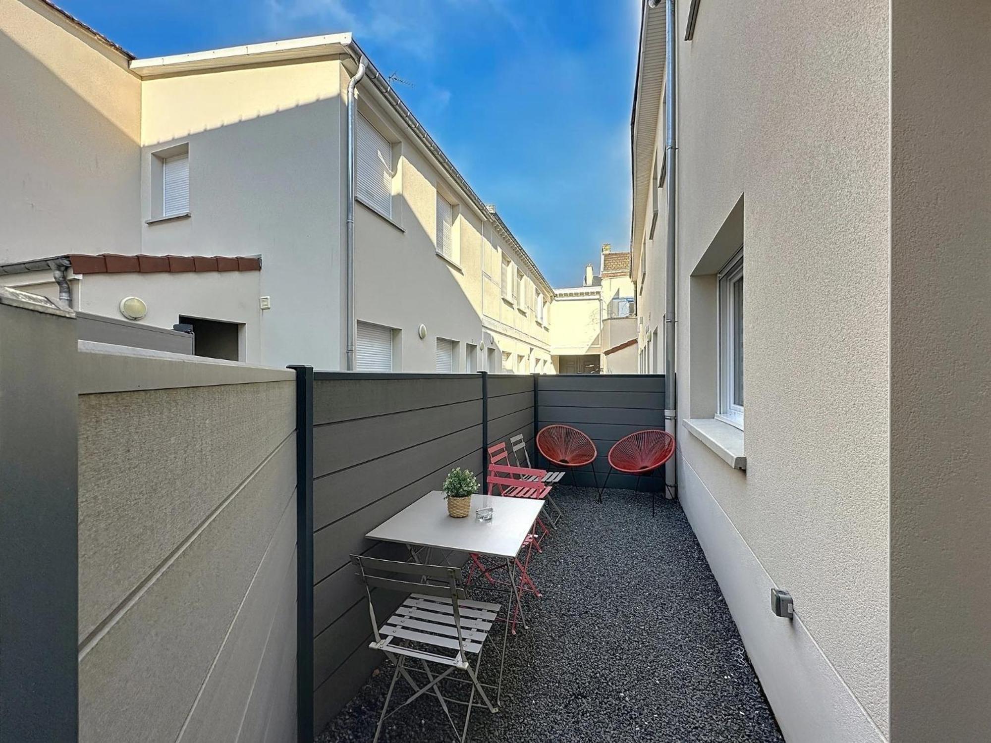 Le Sacre - Centre - Cour Privative - Parking Apartment Реймс Екстериор снимка